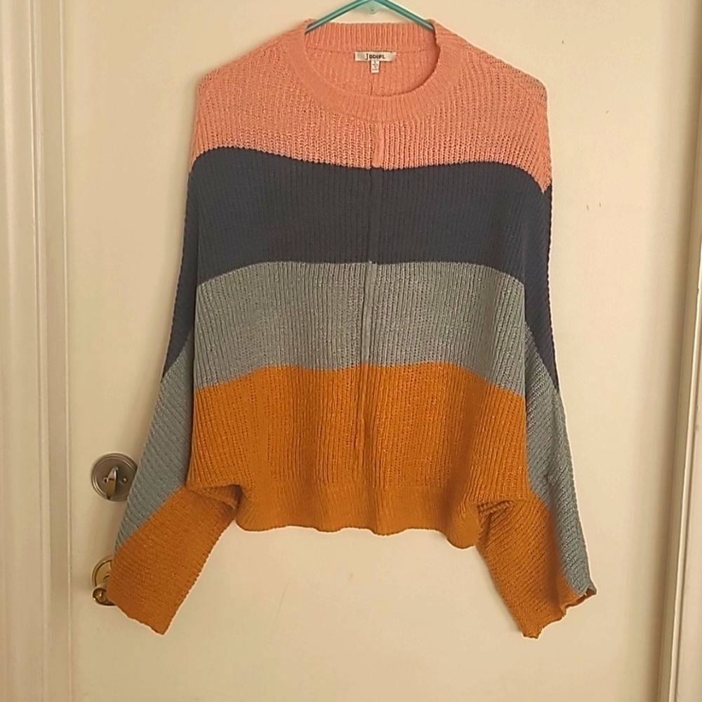 BEAUTIFUL MULTI COLOR SWEATER